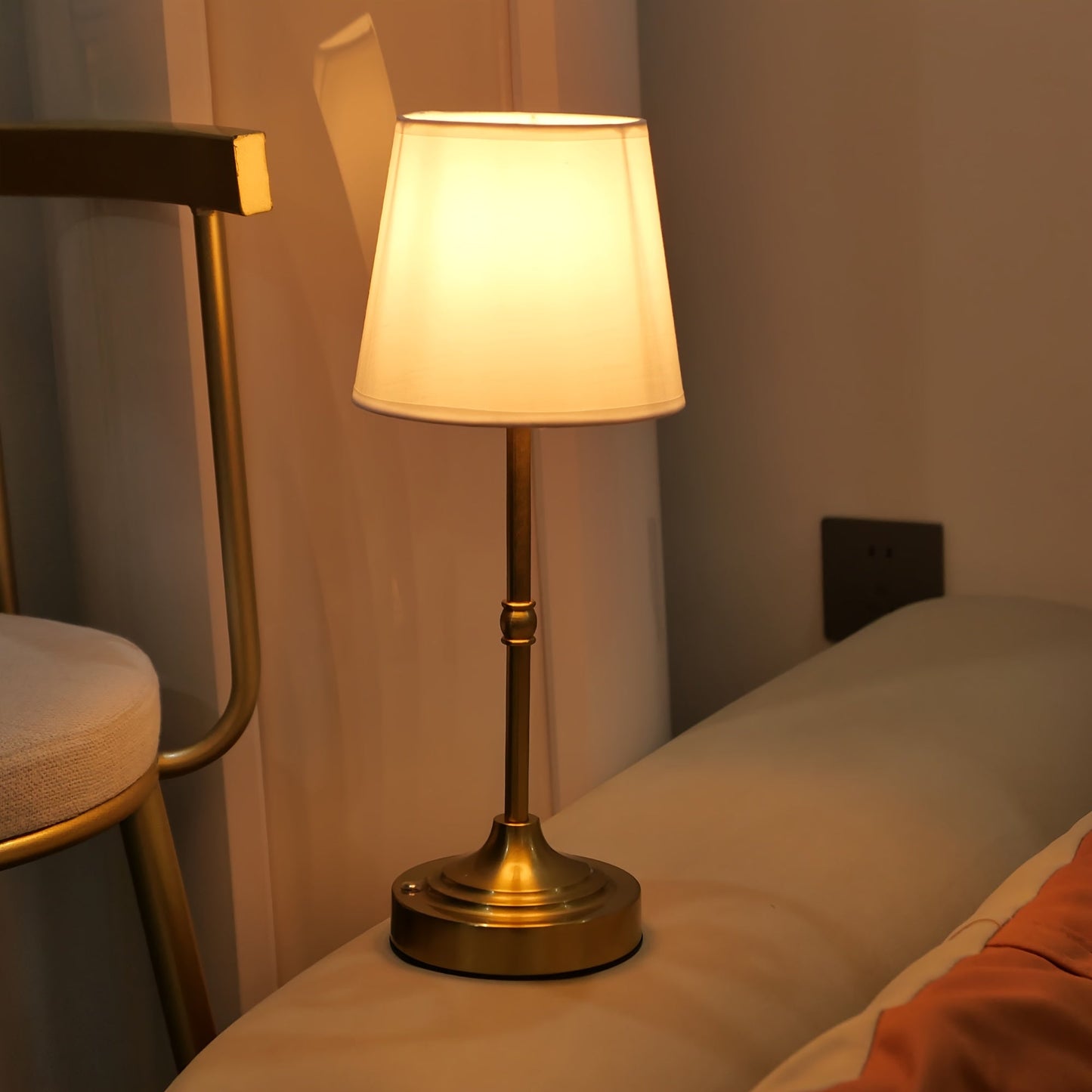 Dimmable Cordless Table Lamp USB