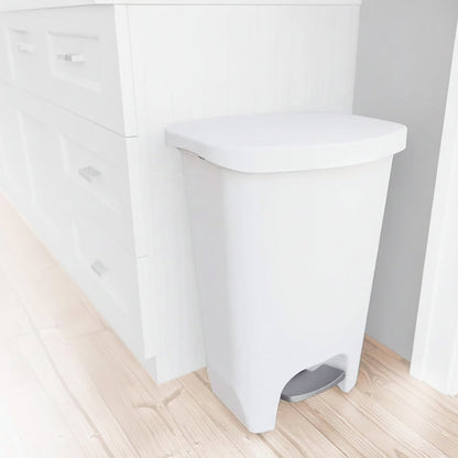 13 Gallon White Kitchen Trash Can Step