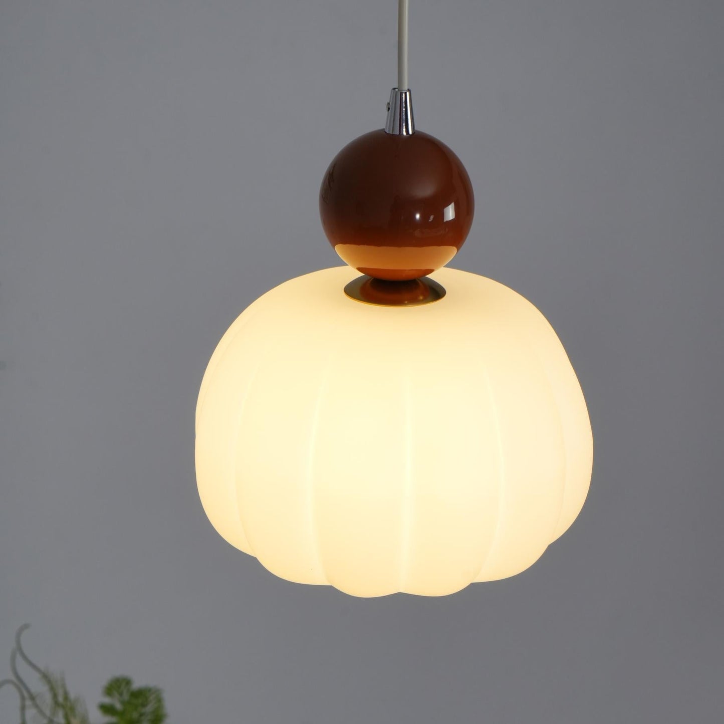 Yedra Pendant Lamp Organic Round Acrylic