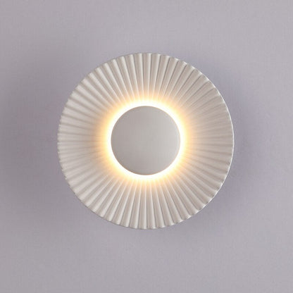 Hasna Sunray Wall Lamp Modern Metallic Sun